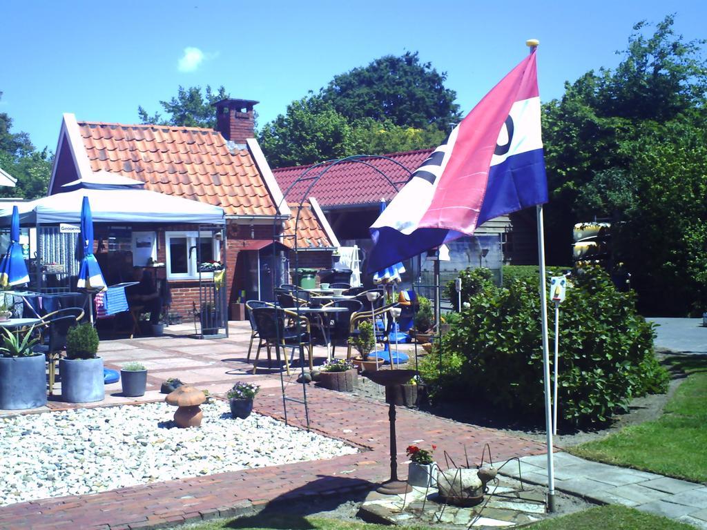 Hotel De Waalehof Jipsinghuizen Exterior foto