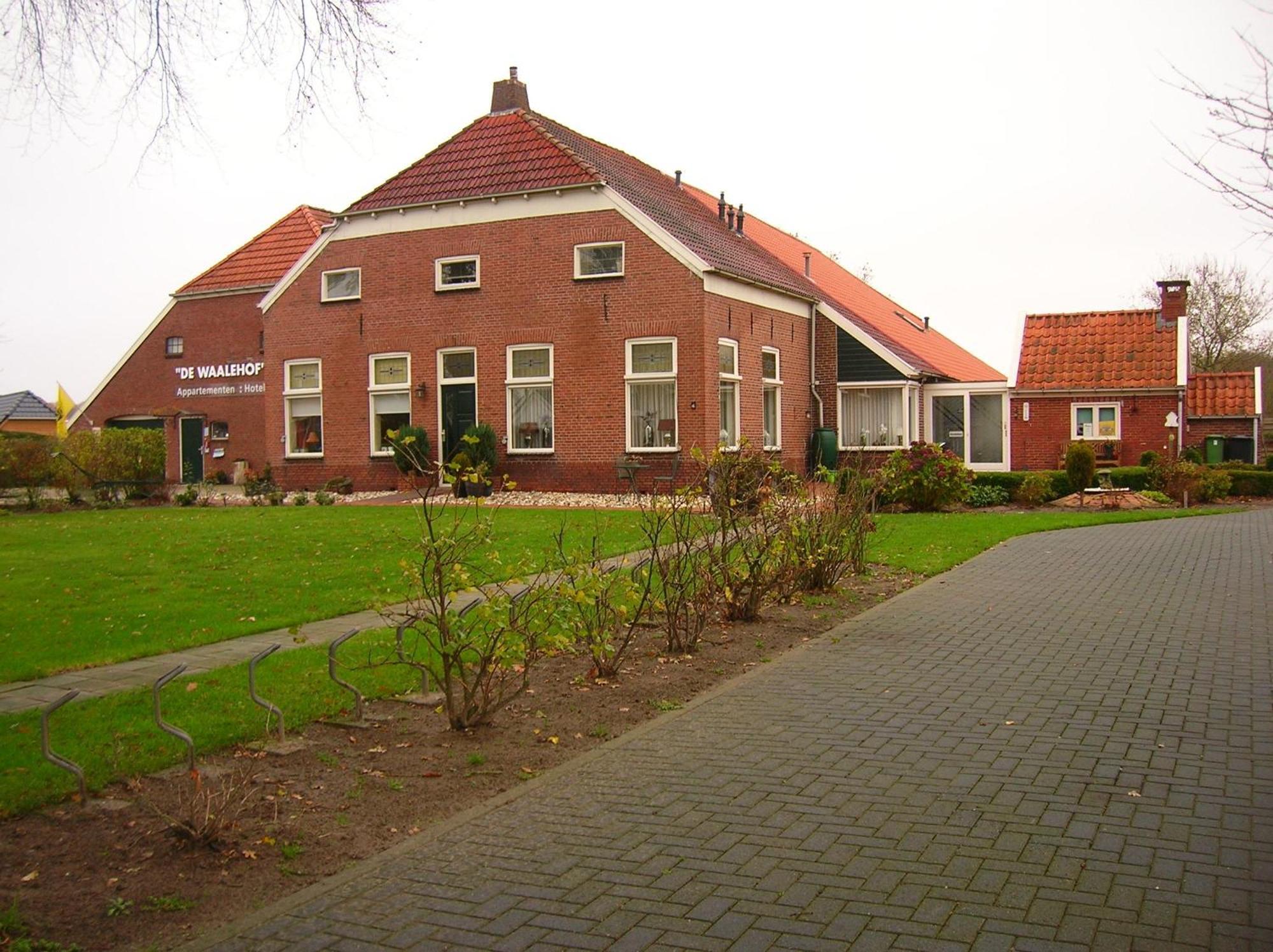 Hotel De Waalehof Jipsinghuizen Exterior foto